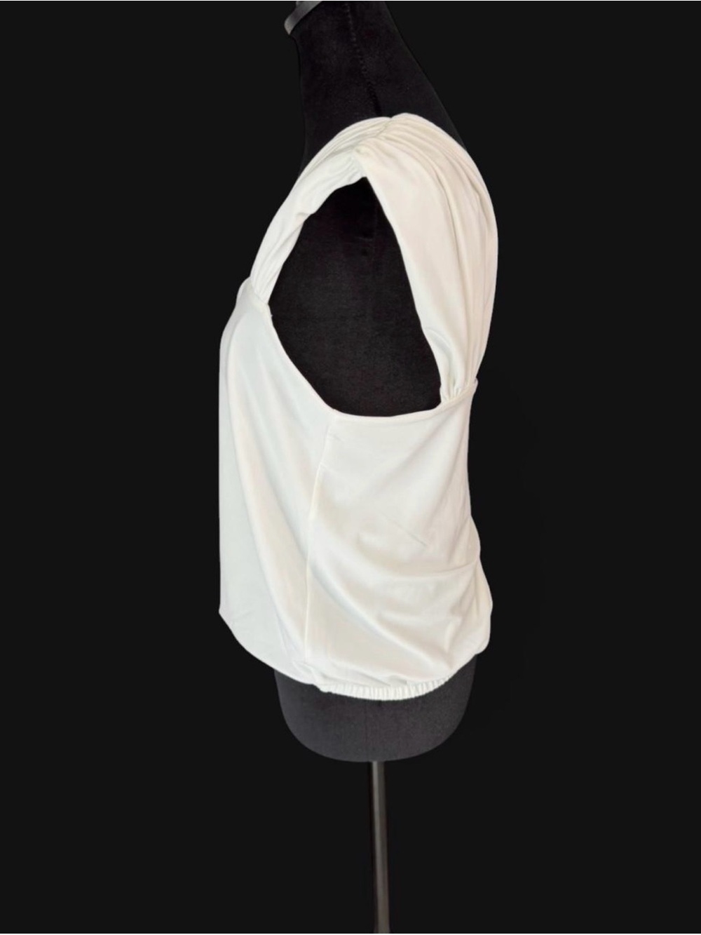 Express White Gathered Shoulder Sleeveless Blouse - Picture 3 of 7